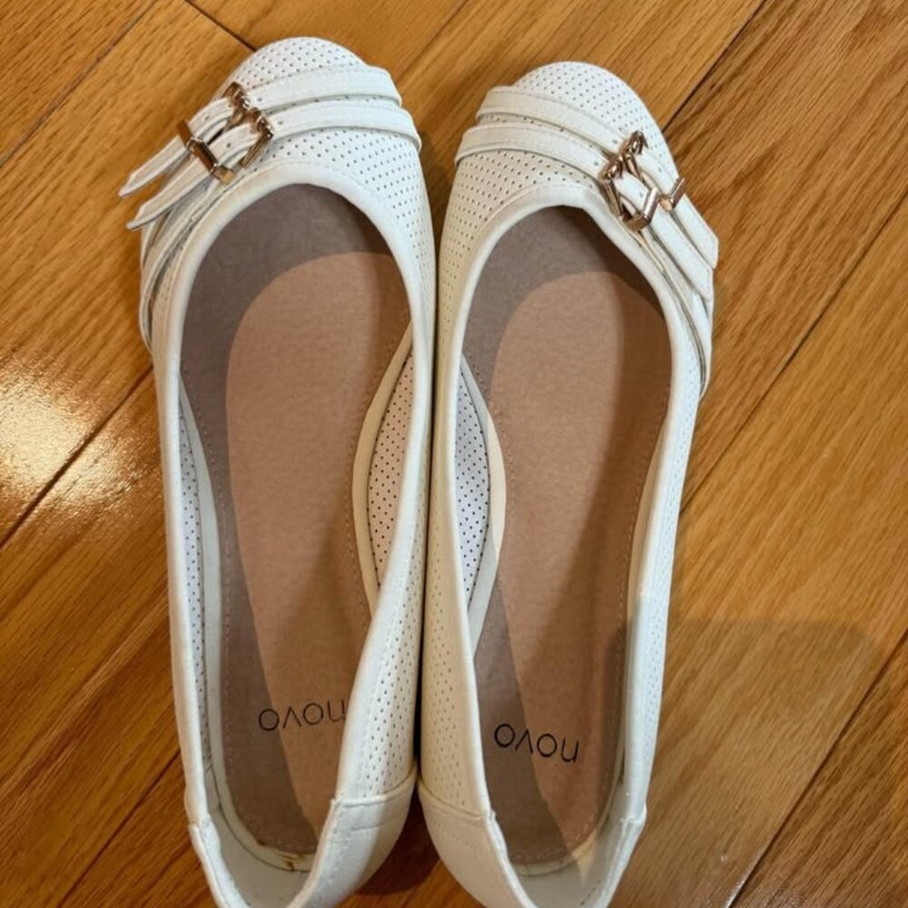 Novo White flats